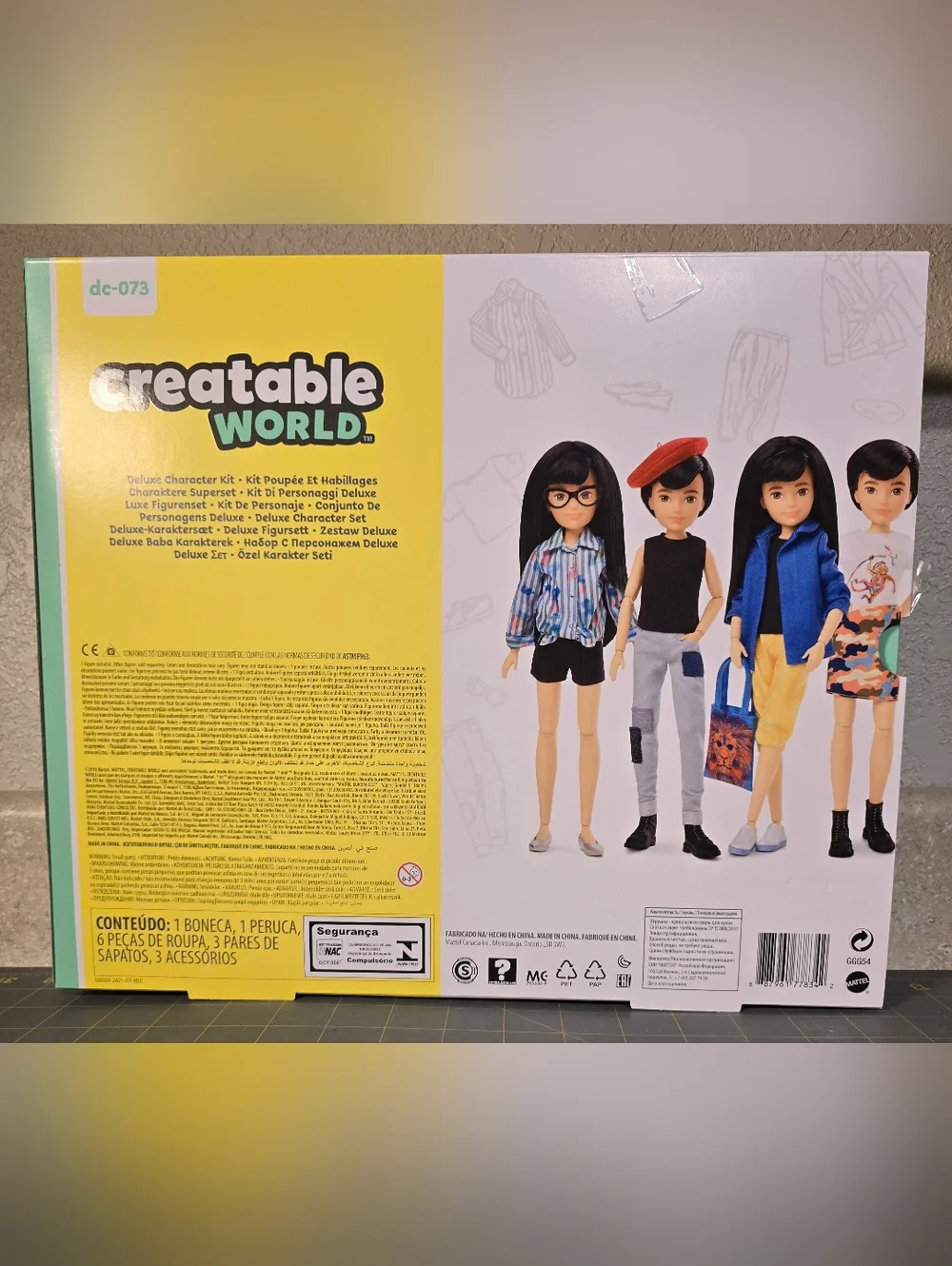 Creatable World Doll, Deluxe Character Kit, DC-073 - Picture 2 of 7